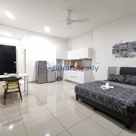 Twin Galaxy Suites By Sr Home Johor Bahru Exterior photo