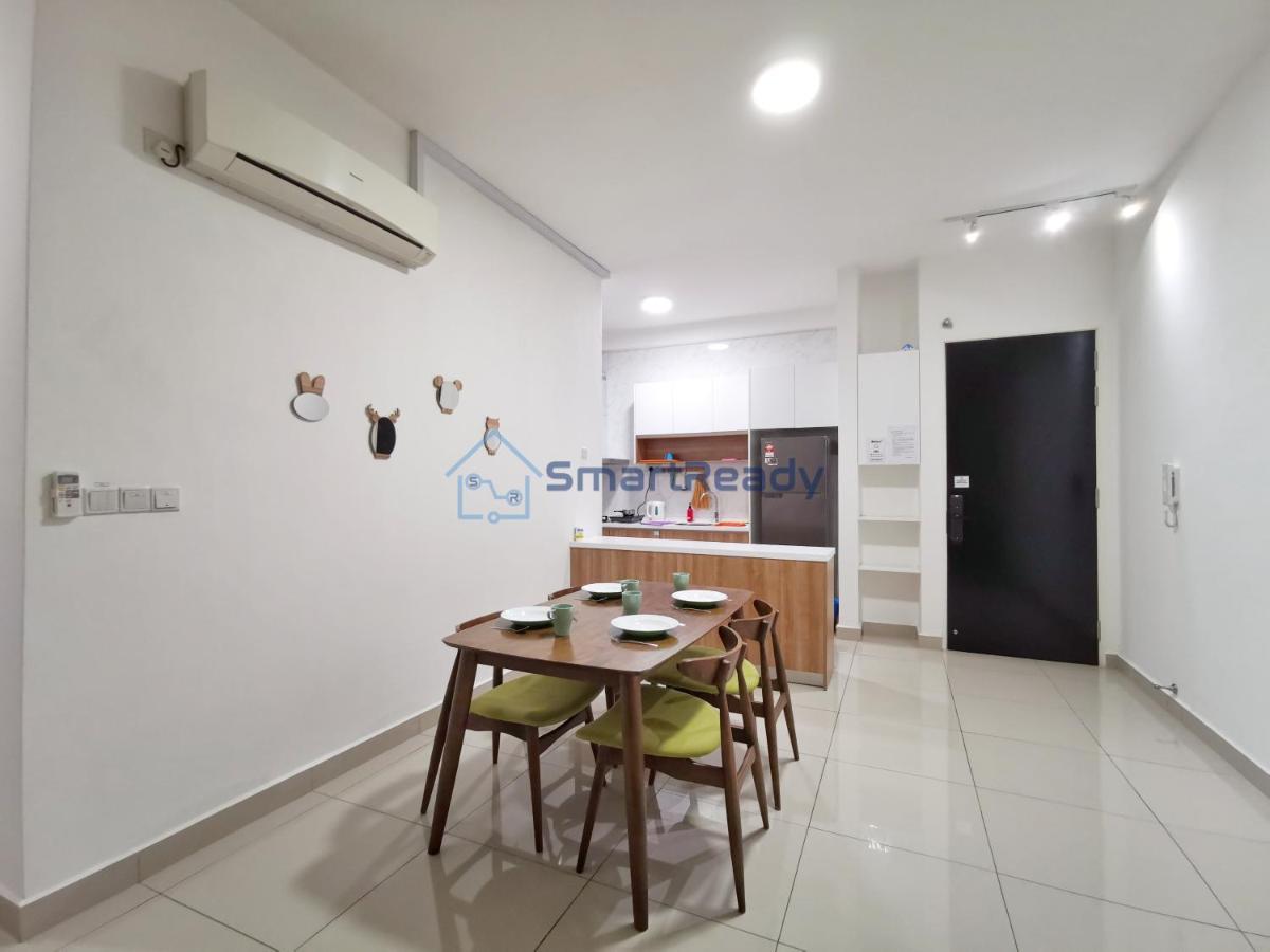 Twin Galaxy Suites By Sr Home Johor Bahru Exterior photo