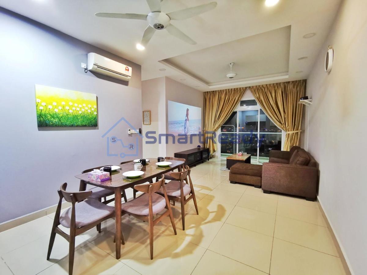 Twin Galaxy Suites By Sr Home Johor Bahru Exterior photo