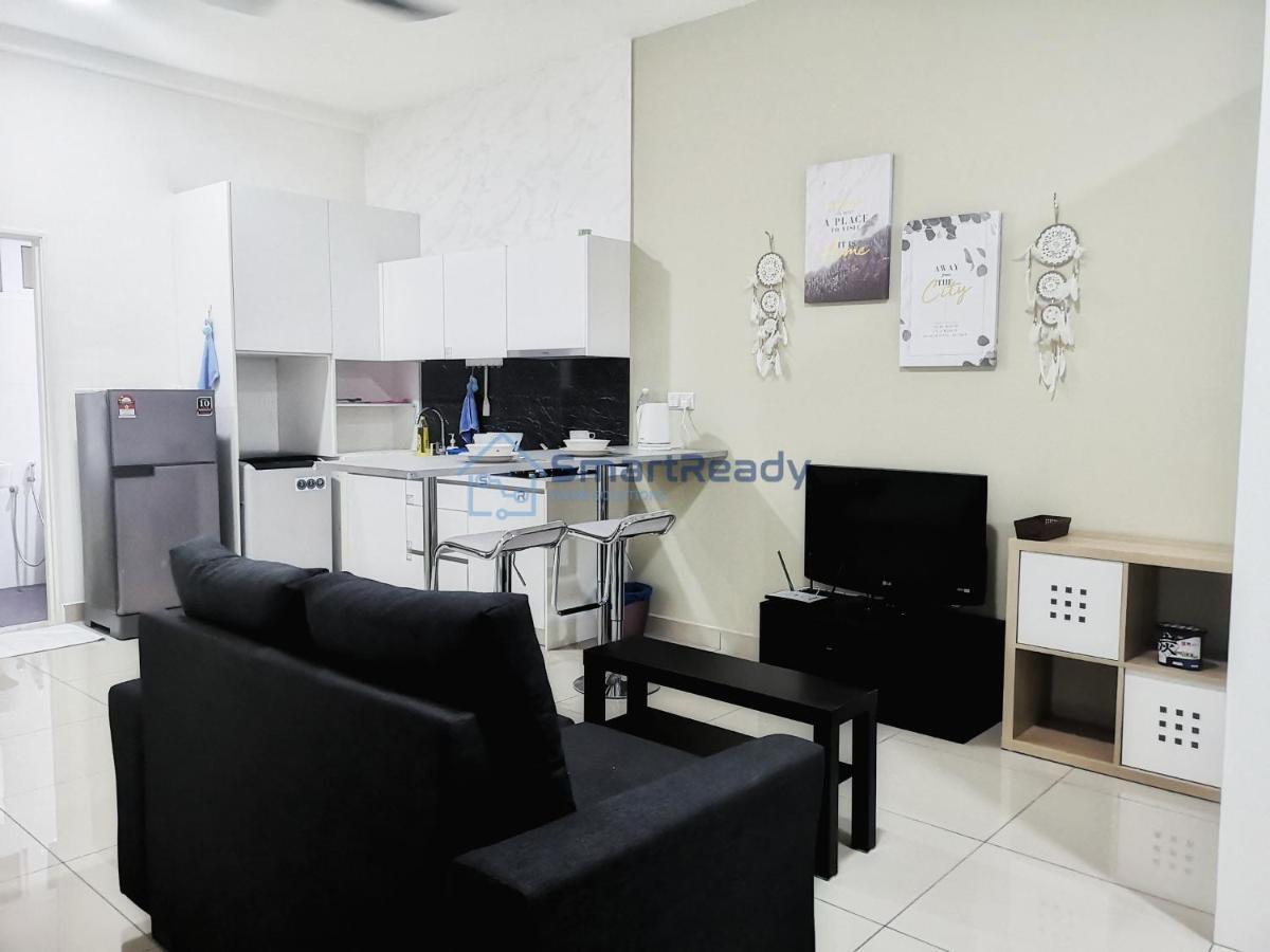 Twin Galaxy Suites By Sr Home Johor Bahru Exterior photo