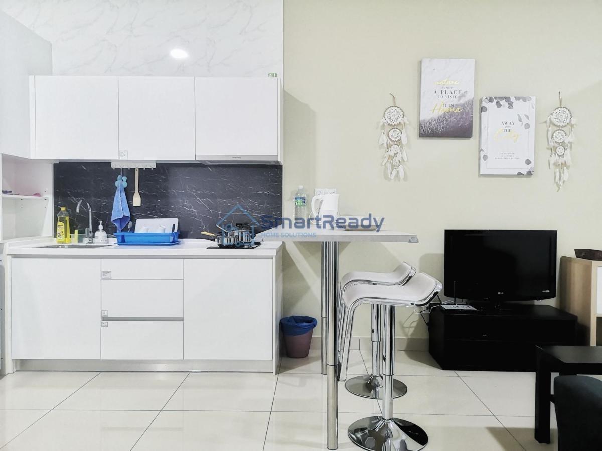 Twin Galaxy Suites By Sr Home Johor Bahru Exterior photo
